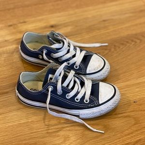 Converse all star sneakers navy size 10.5 GUC